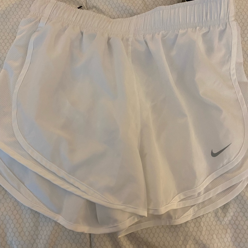 Nike white tempo shorts NWT size small